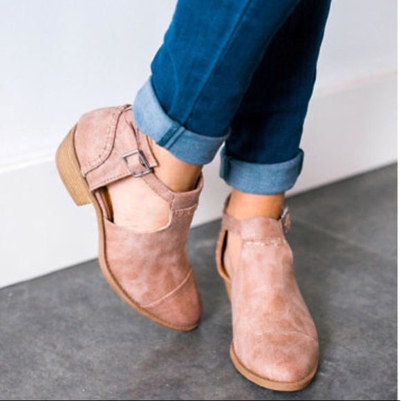 Shoes - Last Size 8. Warm taupe booties